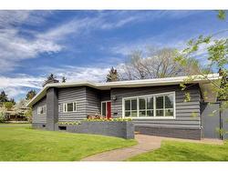 1316 34 Avenue SW Calgary, AB T2T 2A7