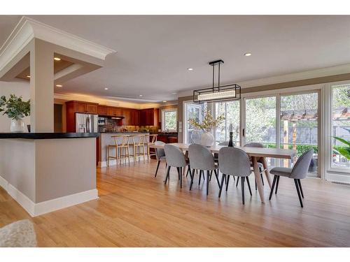 1316 34 Avenue Sw, Calgary, AB - Indoor Photo Showing Dining Room