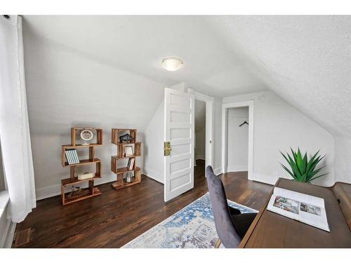 1623 13 Avenue Sw, Calgary, AB - Indoor