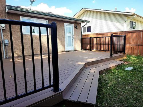 195 Pinecliff Way Ne, Calgary, AB - Outdoor With Deck Patio Veranda With Exterior