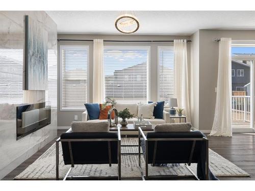 41 Sage Bluff Close Nw, Calgary, AB - Indoor Photo Showing Living Room