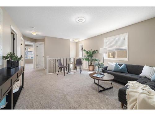 41 Sage Bluff Close Nw, Calgary, AB - Indoor Photo Showing Living Room