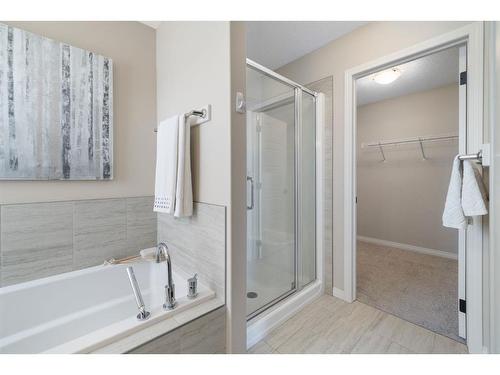 41 Sage Bluff Close Nw, Calgary, AB - Indoor Photo Showing Bathroom