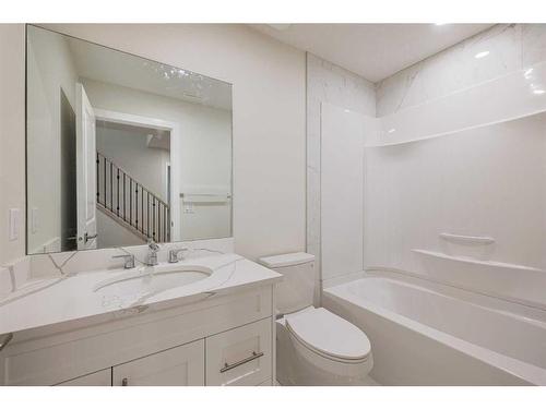 255 Panorama Hills Manor Nw, Calgary, AB - Indoor Photo Showing Bathroom