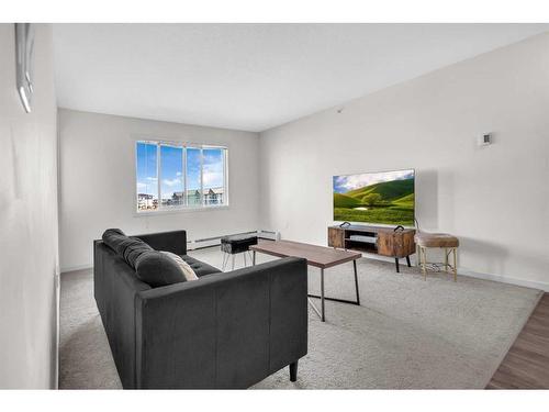 4417-181 Skyview Ranch Manor Ne, Calgary, AB - Indoor Photo Showing Living Room