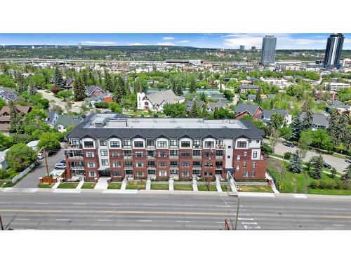 #305-1702 17 Avenue Sw, Calgary, AB - Outdoor With View