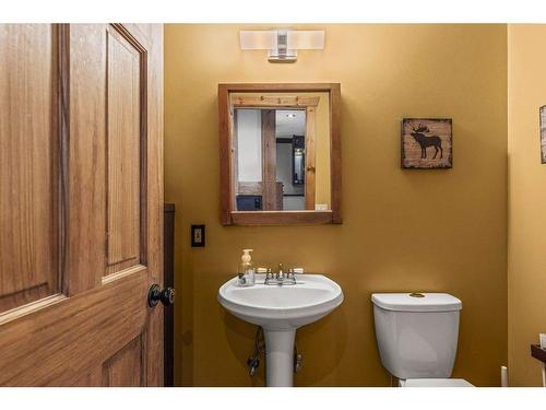 342 Hoodoo Crescent, Canmore, AB - Indoor Photo Showing Bathroom