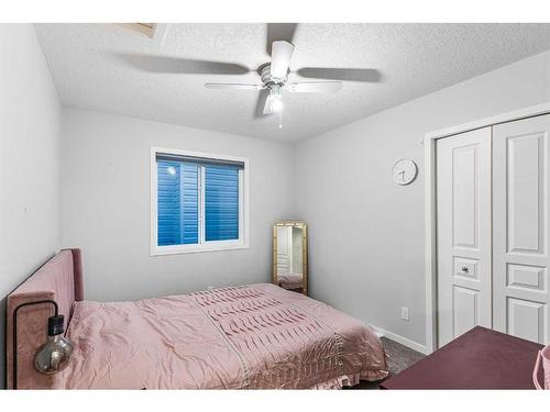 2087 Brightoncrest Common Se, Calgary, AB - Indoor Photo Showing Bedroom