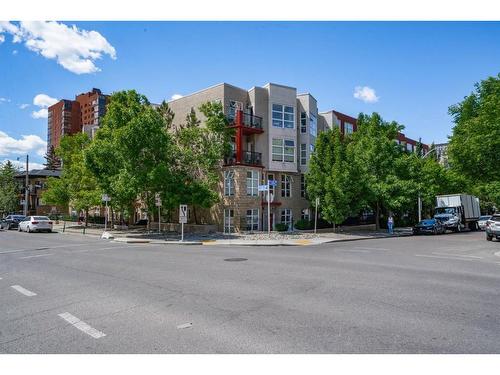 315-315 24 Avenue Sw, Calgary, AB - Outdoor With Facade