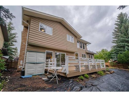 11 Edgehill Bay Nw, Calgary, AB - Outdoor With Deck Patio Veranda