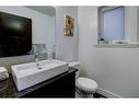 134 26 Avenue Ne, Calgary, AB  - Indoor Photo Showing Bathroom 