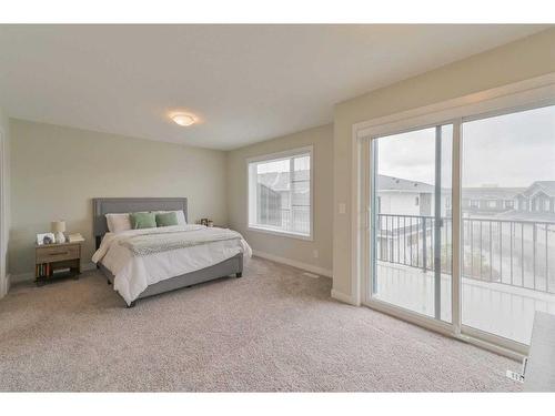 31 Crestbrook Drive Sw, Calgary, AB - Indoor Photo Showing Bedroom