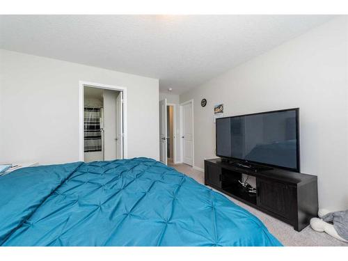 225 Nolanhurst Way Nw, Calgary, AB - Indoor Photo Showing Bedroom