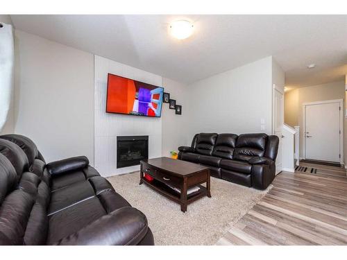 225 Nolanhurst Way Nw, Calgary, AB - Indoor Photo Showing Living Room