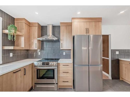 615 101 Avenue Sw, Calgary, AB - Indoor Photo Showing Kitchen With Upgraded Kitchen