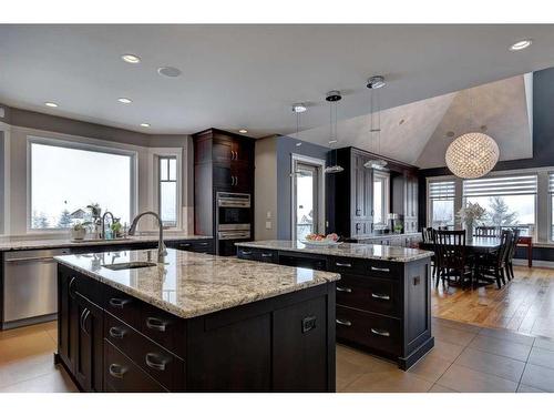 204 Leighton Court, Rural Rocky View County, AB - Indoor Photo Showing Kitchen With Upgraded Kitchen