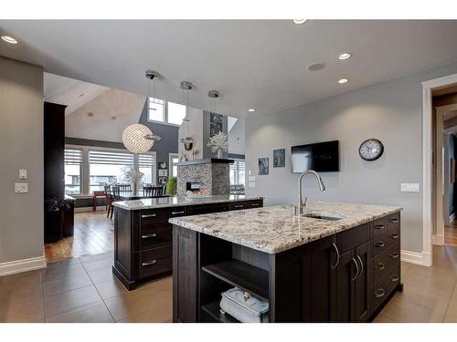 204 Leighton Court, Rural Rocky View County, AB - Indoor Photo Showing Kitchen With Upgraded Kitchen