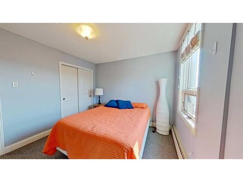 1506-733 14 Avenue Sw, Calgary, AB - Indoor Photo Showing Bedroom