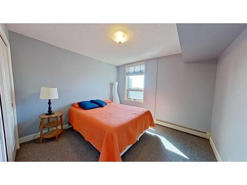 1506-733 14 Avenue Sw, Calgary, AB - Indoor Photo Showing Bedroom