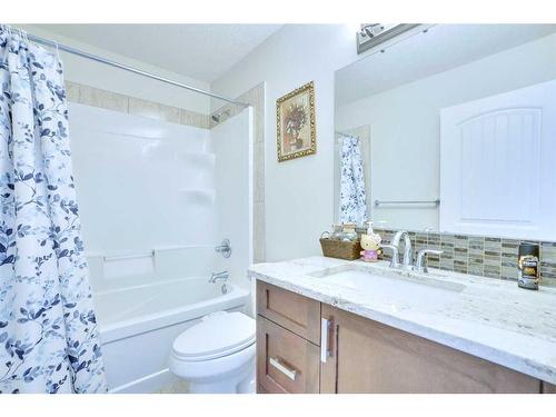 21 Saddlelake Gardens Ne, Calgary, AB - Indoor Photo Showing Bathroom