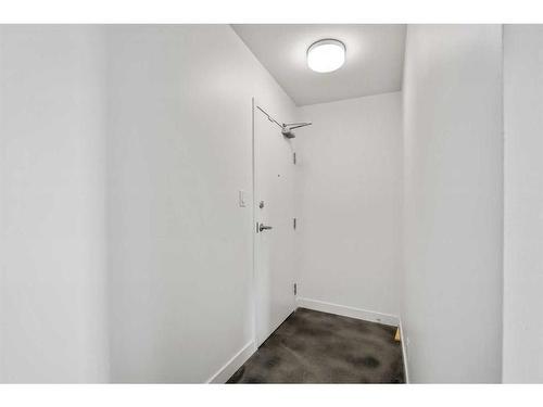 808-624 8 Avenue Se, Calgary, AB - Indoor Photo Showing Other Room