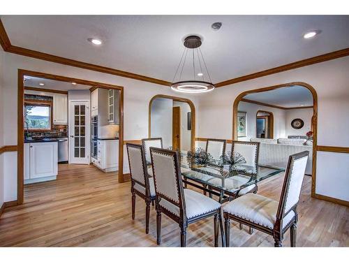 33 Cullen Creek Estates, Rural Rocky View County, AB - Indoor Photo Showing Dining Room