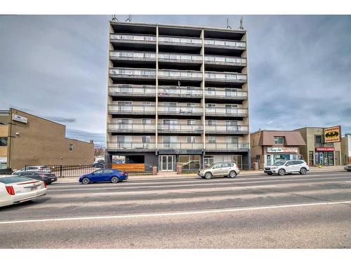 301-1022 16 Avenue Nw, Calgary, AB - Outdoor