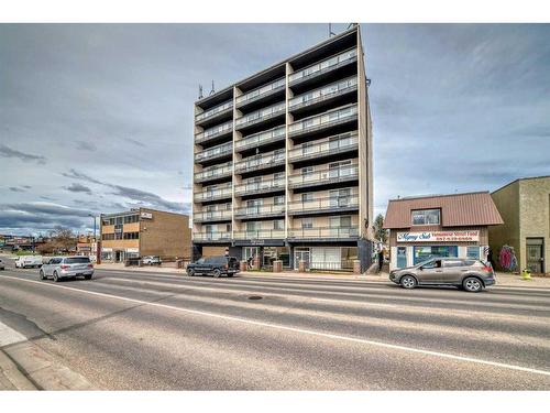 301-1022 16 Avenue Nw, Calgary, AB - Outdoor