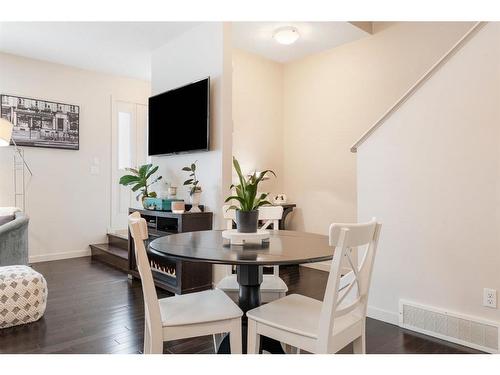 1220-10 Auburn Bay Avenue Se, Calgary, AB - Indoor Photo Showing Dining Room