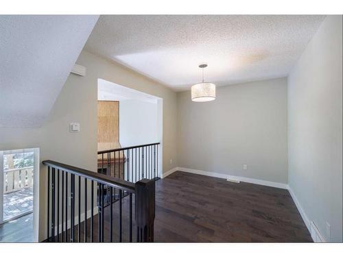 41 Point Mckay Court Nw, Calgary, AB - Indoor Photo Showing Other Room