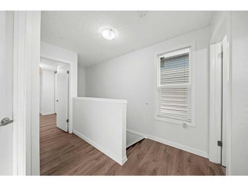 6515 68 Street Ne, Calgary, AB - Indoor Photo Showing Other Room