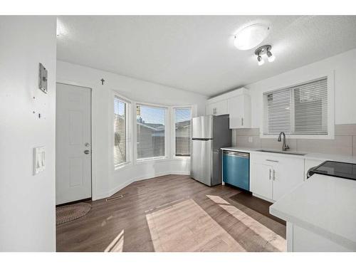 6515 68 Street Ne, Calgary, AB - Indoor Photo Showing Kitchen With Stainless Steel Kitchen