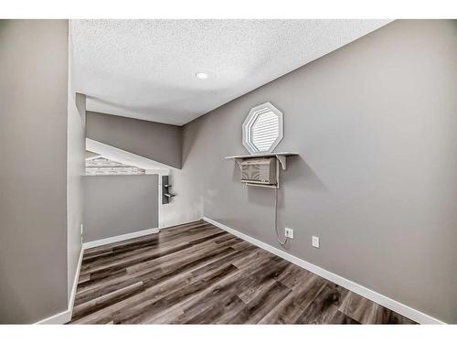 28 Coventry Lane Ne, Calgary, AB - Indoor Photo Showing Other Room