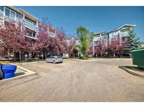 110-108 Country Village Circle Ne, Calgary, AB - Outdoor