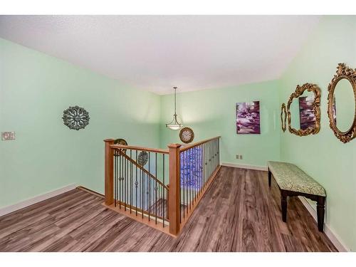 204 Silverado Boulevard Sw, Calgary, AB - Indoor Photo Showing Other Room