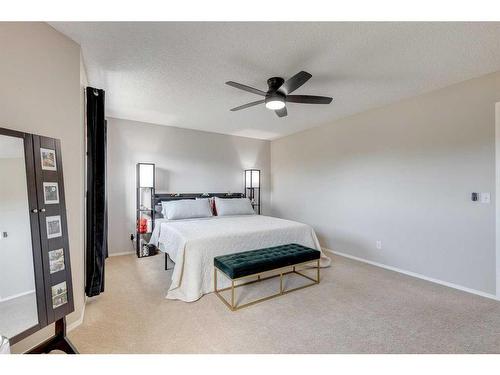 5 Douglas Glen Park Se, Calgary, AB - Indoor Photo Showing Bedroom