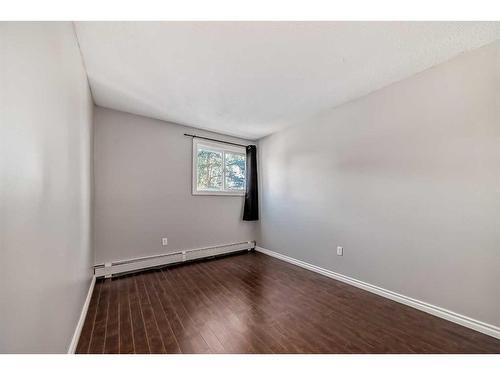 202-431 1 Avenue Ne, Calgary, AB - Indoor Photo Showing Other Room