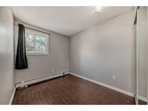 202-431 1 Avenue Ne, Calgary, AB - Indoor Photo Showing Other Room