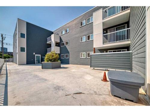 202-431 1 Avenue Ne, Calgary, AB - Outdoor With Balcony With Exterior