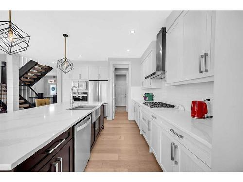 111 Legacy Landing Se, Calgary, AB - Indoor Photo Showing Kitchen