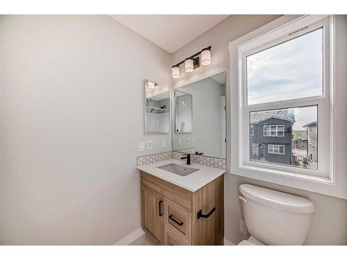 168 Legacy Glen Place Se, Calgary, AB - Indoor Photo Showing Bathroom