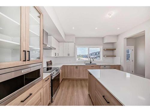 168 Legacy Glen Place Se, Calgary, AB - Indoor Photo Showing Kitchen