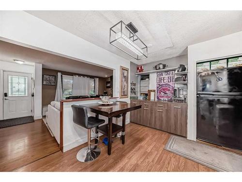 7039 22A Street Se, Calgary, AB - Indoor