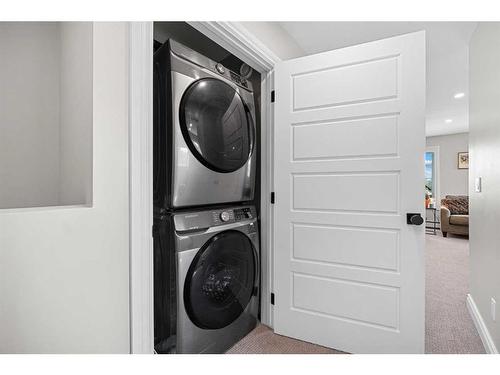 3-232 20 Avenue, Calgary, AB - Indoor Photo Showing Laundry Room