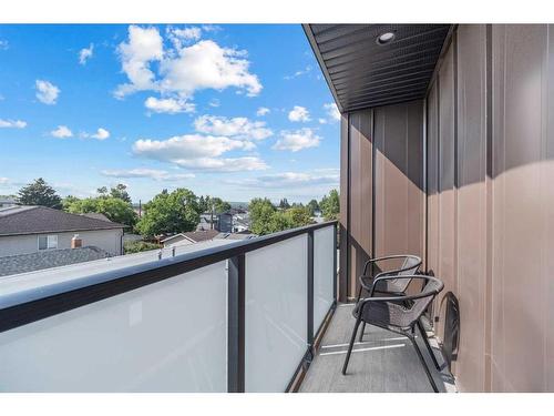 3-232 20 Avenue, Calgary, AB - Outdoor With Balcony With Exterior