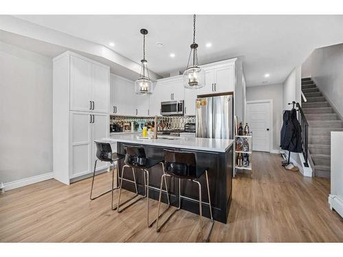 3-232 20 Avenue, Calgary, AB - Indoor Photo Showing Kitchen With Upgraded Kitchen