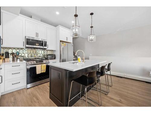 3-232 20 Avenue, Calgary, AB - Indoor Photo Showing Kitchen With Upgraded Kitchen