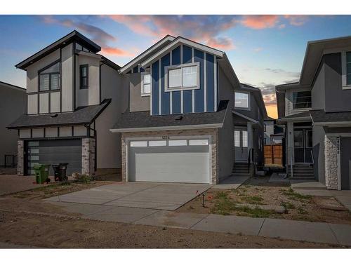 4524 84 Avenue Ne, Calgary, AB - Outdoor With Facade