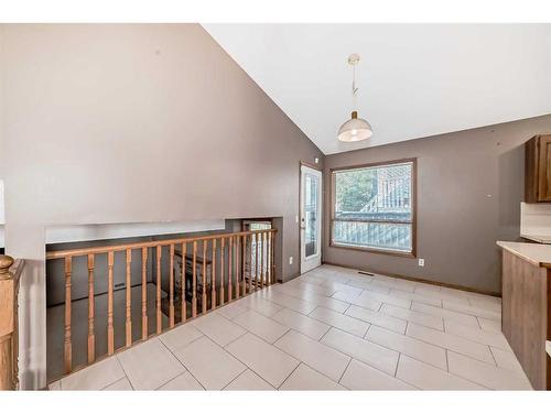 308 Macewan Valley Road Nw, Calgary, AB - Indoor