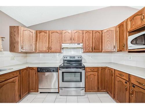 308 Macewan Valley Road Nw, Calgary, AB - Indoor Photo Showing Kitchen